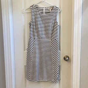 LOFT size 0 dress.  Like new